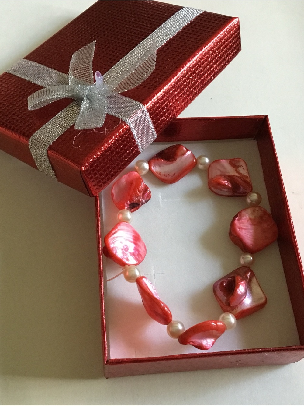 Red Shell & Pearl Stretch Bracelet - Women Jewelry